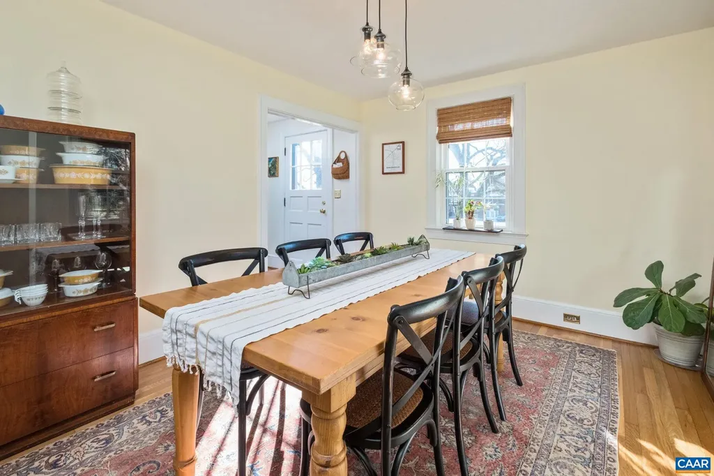 602 Main Street N Gordonsville VA 22942