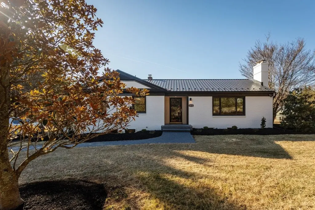 4634 Shen Lake Drive Rockingham VA 22801
