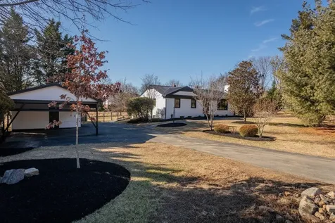 4634 Shen Lake Drive Rockingham VA 22801