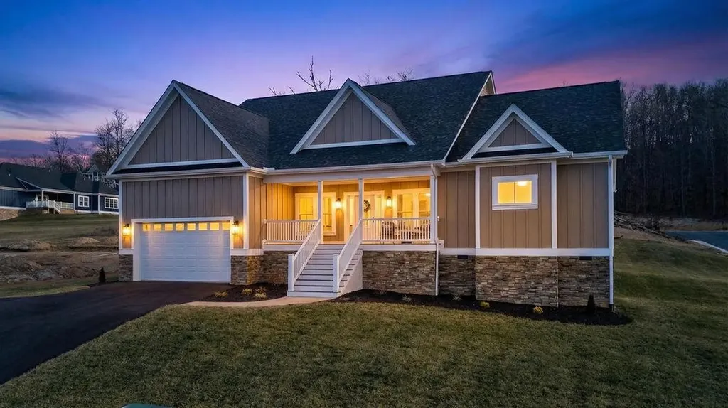 5 Rolling Oaks Drive Fishersville VA 22939