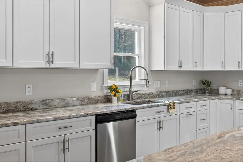 5 Rolling Oaks Drive Fishersville VA 22939