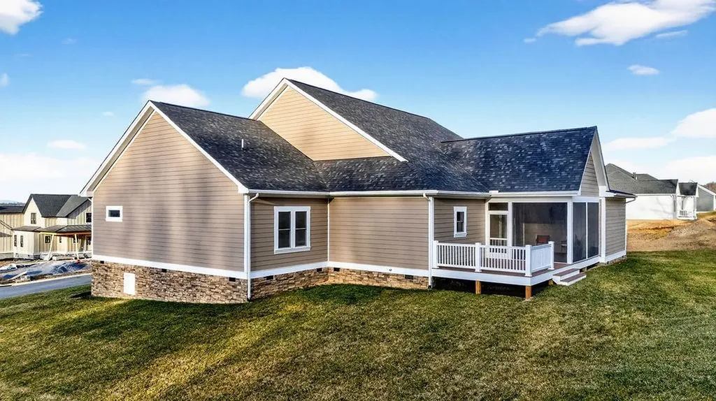 5 Rolling Oaks Drive Fishersville VA 22939