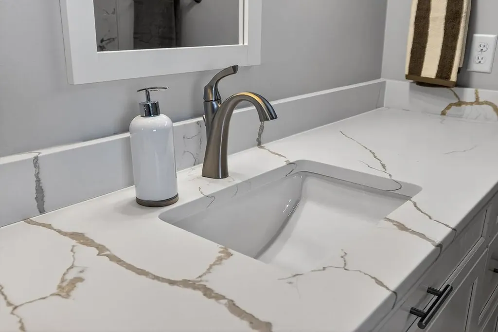 5 Rolling Oaks Drive Fishersville VA 22939