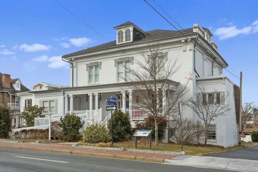 301 Main Street S Harrisonburg VA 22801