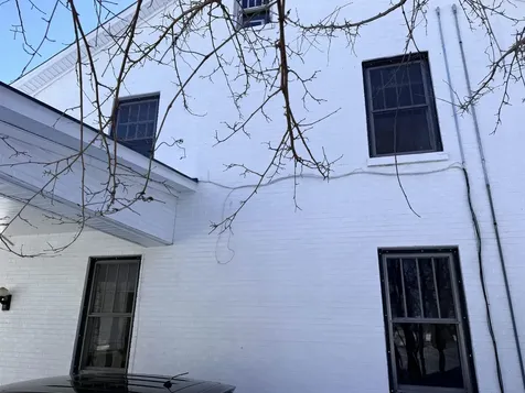 140 Lee Highway Verona VA 24482