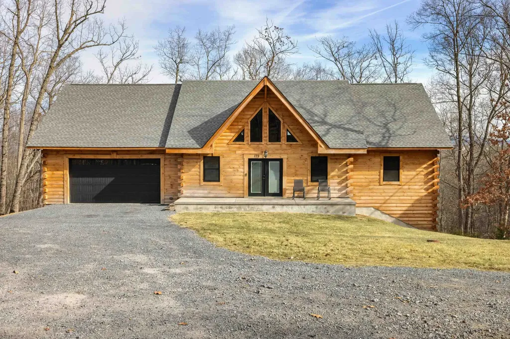 179 Passage Lane Mcgaheysville VA 22840
