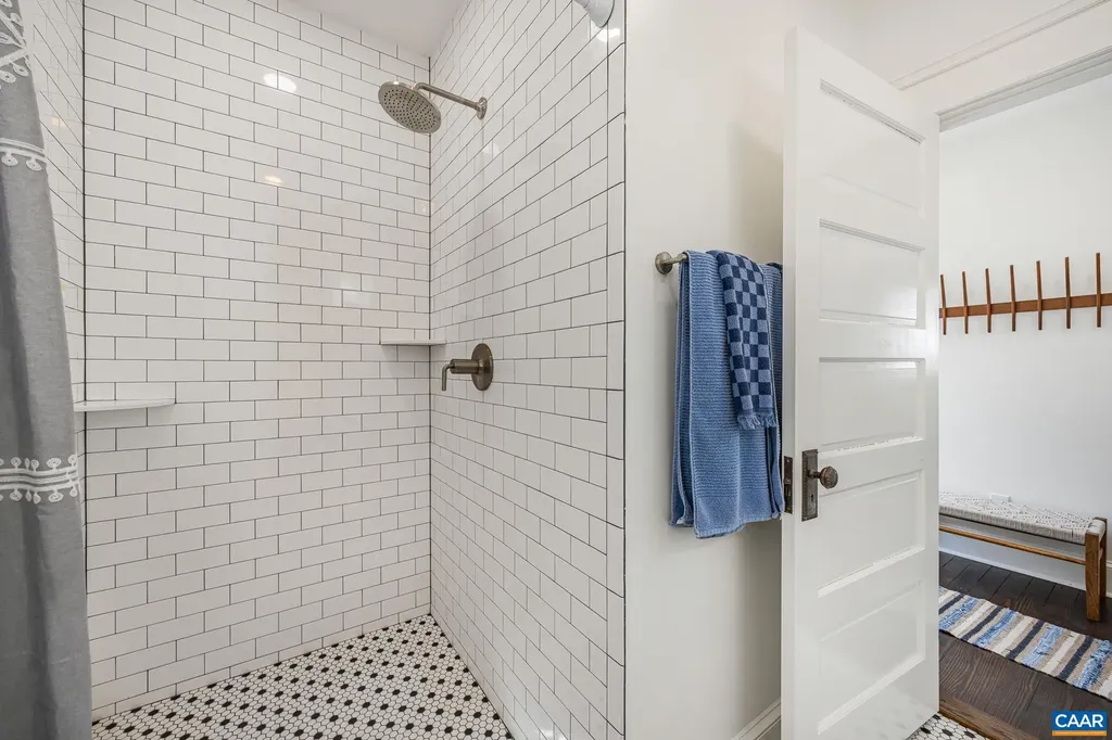 242 Madison Mills Lane Orange VA 22960