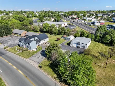 35 Tinkling Spring Road Fishersville VA 22939