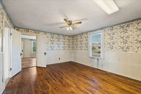 35 Tinkling Spring Road Fishersville VA 22939