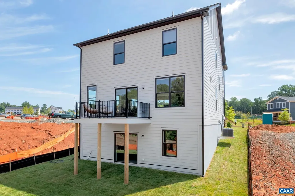 48 Wardell Crest Charlottesville VA 22902