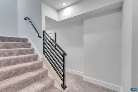 48 Wardell Crest Charlottesville VA 22902
