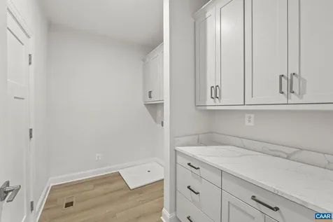 4B-439 Belvedere Boulevard Charlottesville VA 22901