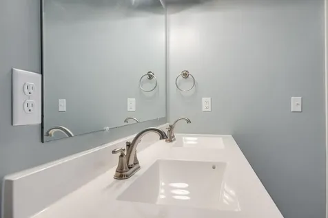 136 Millstone Street Bridgewater VA 22812