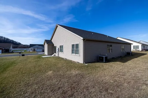 136 Millstone Street Bridgewater VA 22812