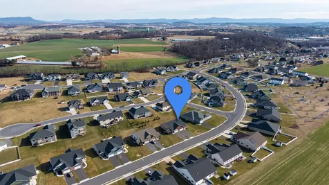 136 Millstone Street Bridgewater VA 22812