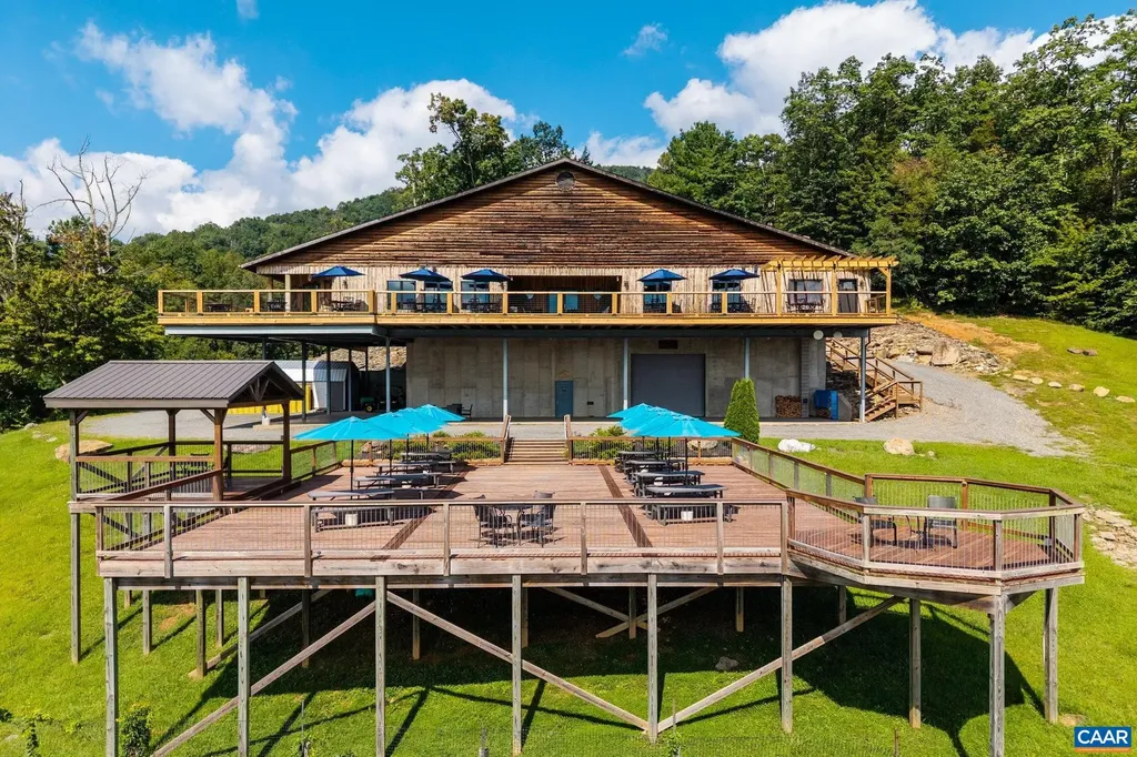 1376A Wyatt Mountain Road Dyke VA 22935