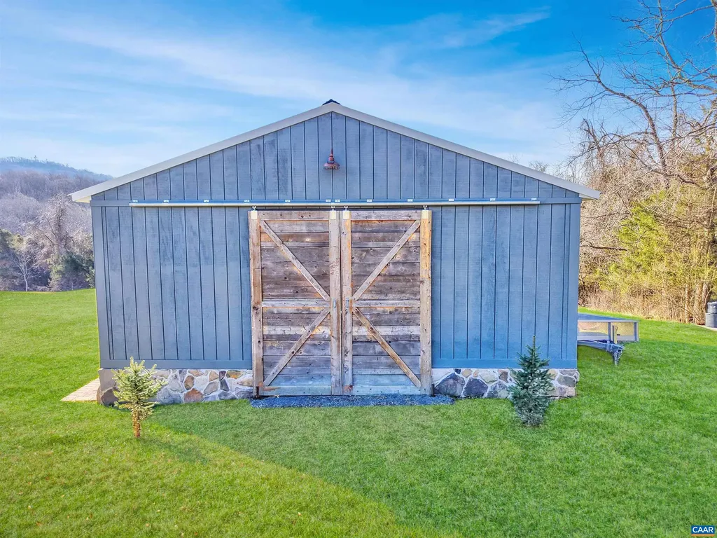 5797 Advance Mills Road Advance Mills VA 22968