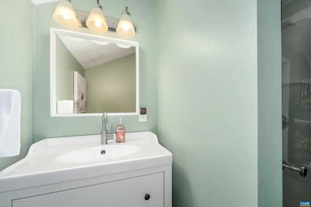 138 Oak Lane Wintergreen Resort VA 22967