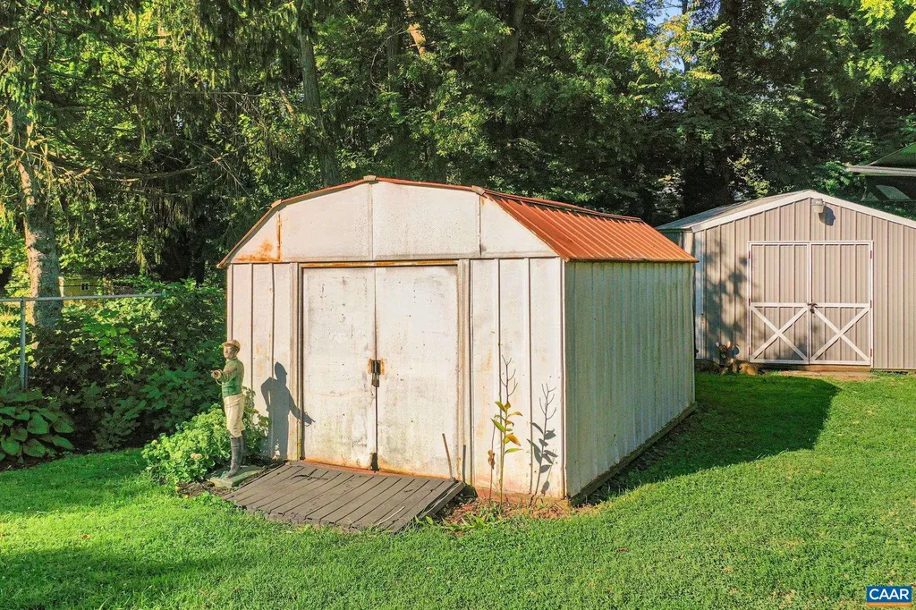 2225 Williamsburg Road Charlottesville VA 22901