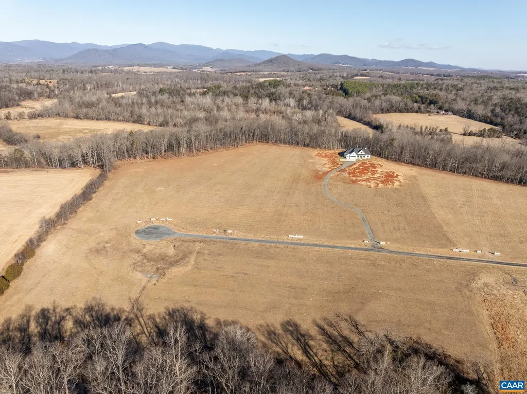 17 Grange Commons Ridge Ruckersville VA 22968