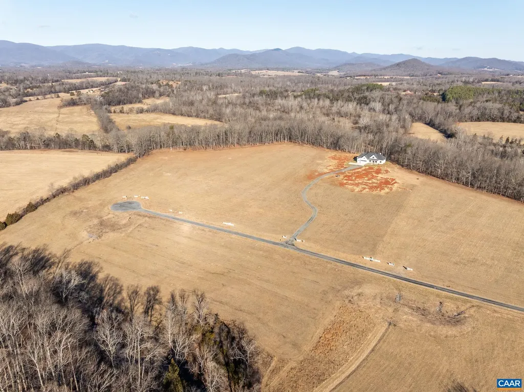 17 Grange Commons Ridge Ruckersville VA 22968