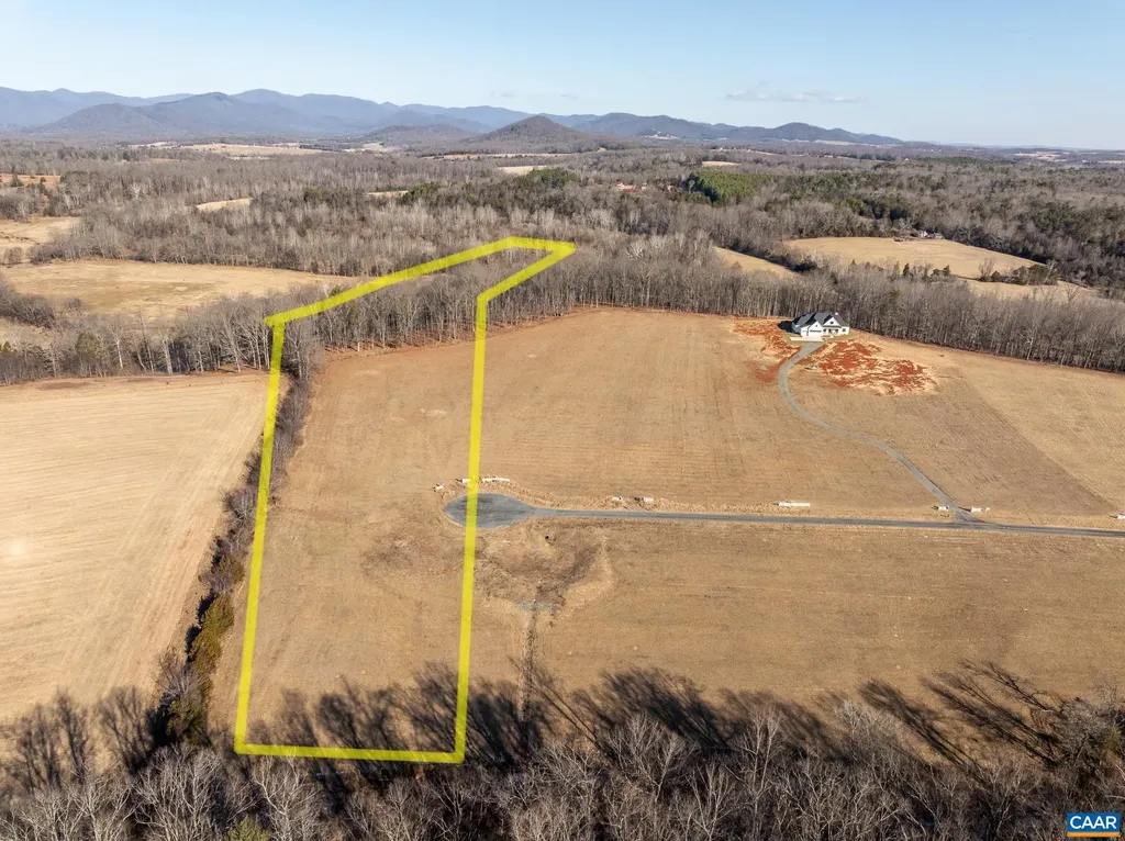 17 Grange Commons Ridge Ruckersville VA 22968
