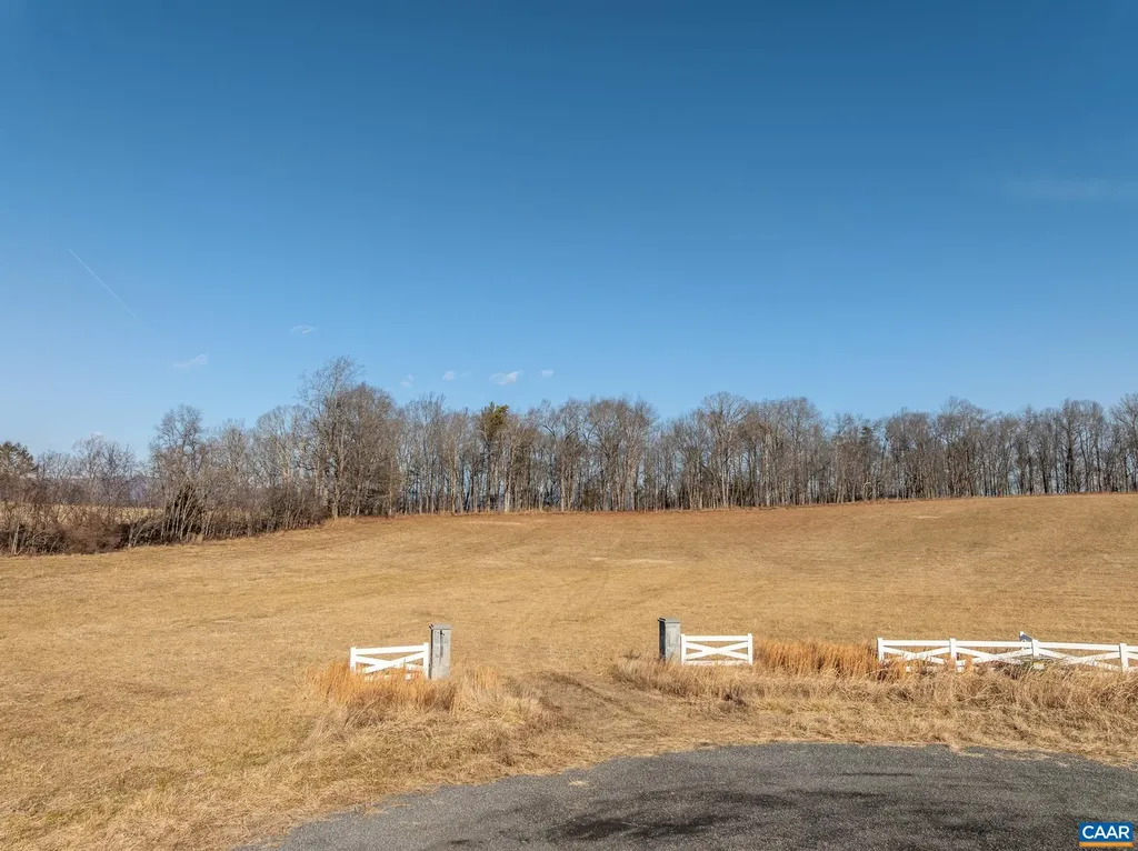 17 Grange Commons Ridge Ruckersville VA 22968