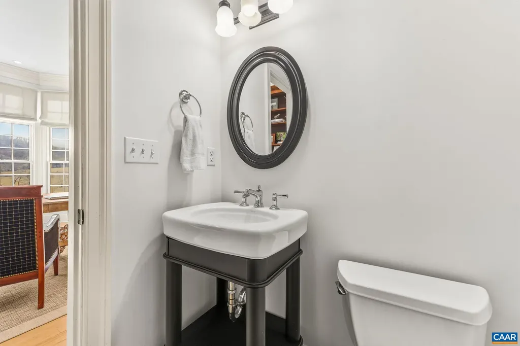 585 Ragged Mountain Drive Charlottesville VA 22903