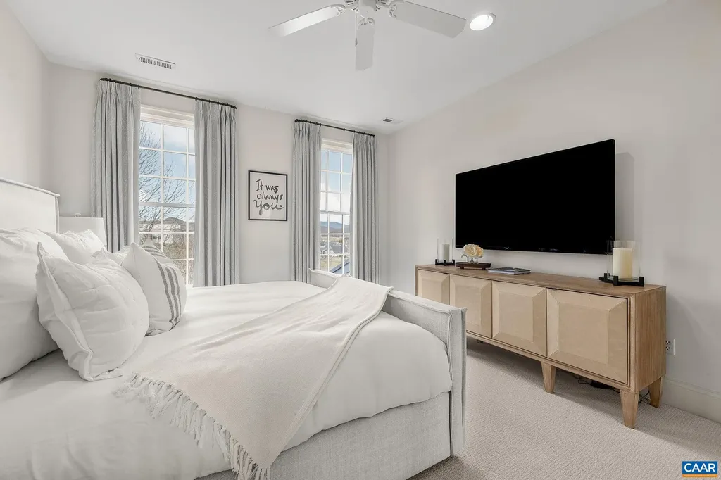 585 Ragged Mountain Drive Charlottesville VA 22903