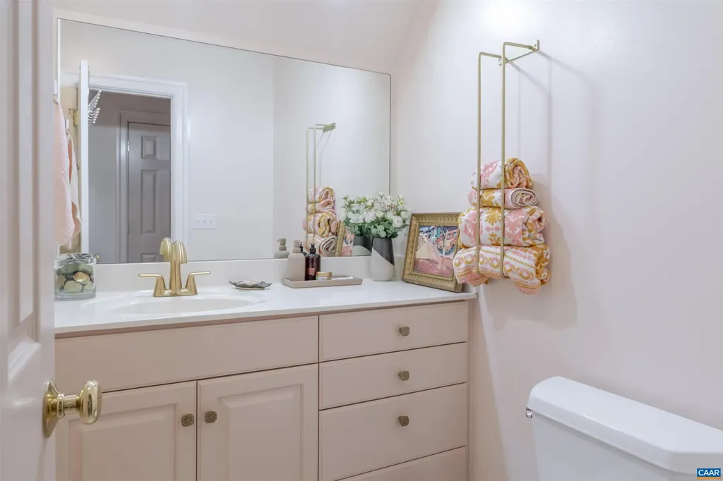 4275 Redwood Lane Earlysville VA 22936