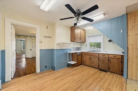 35 Tinkling Spring Road Fishersville VA 22939