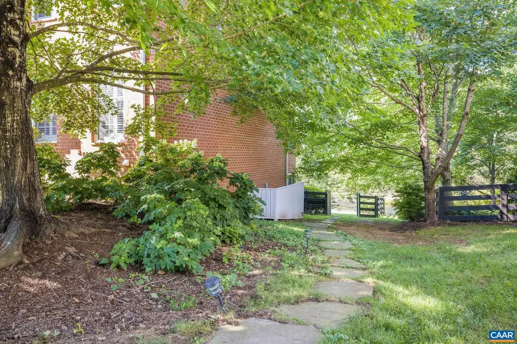 2420 Pendower Lane Keswick VA 22947