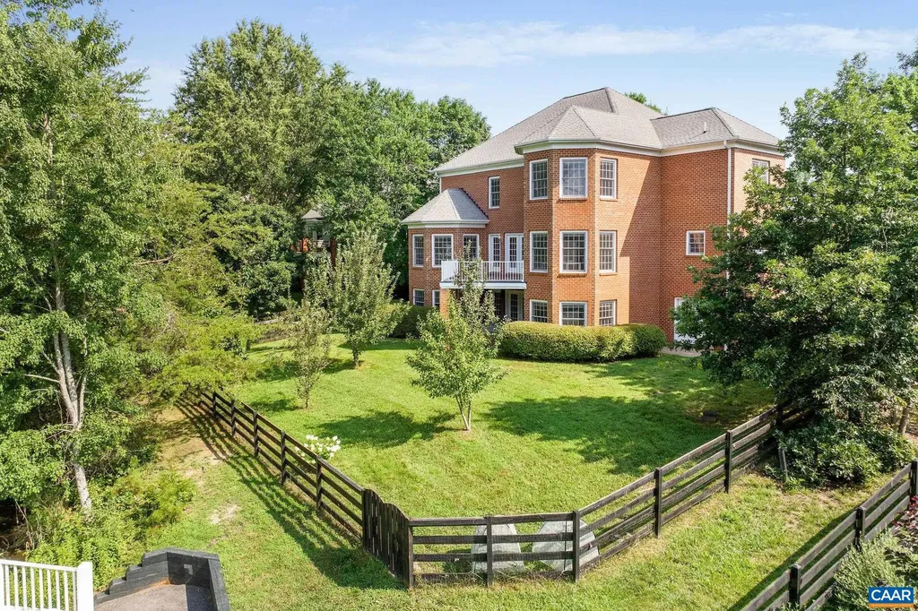 2420 Pendower Lane Keswick VA 22947