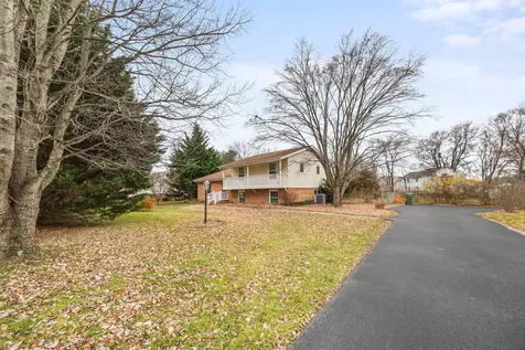 39 Forest Springs Drive Stuarts Draft VA 24477