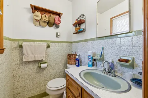 808 11th Street Grottoes VA 24441