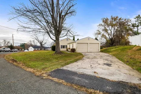 815 Rutherford Street Staunton VA 24401