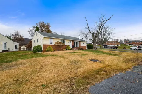 815 Rutherford Street Staunton VA 24401