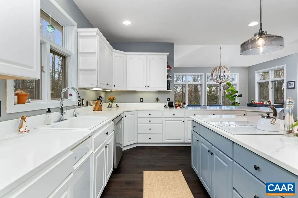 423 Foothills Drive Nellysford VA 22958