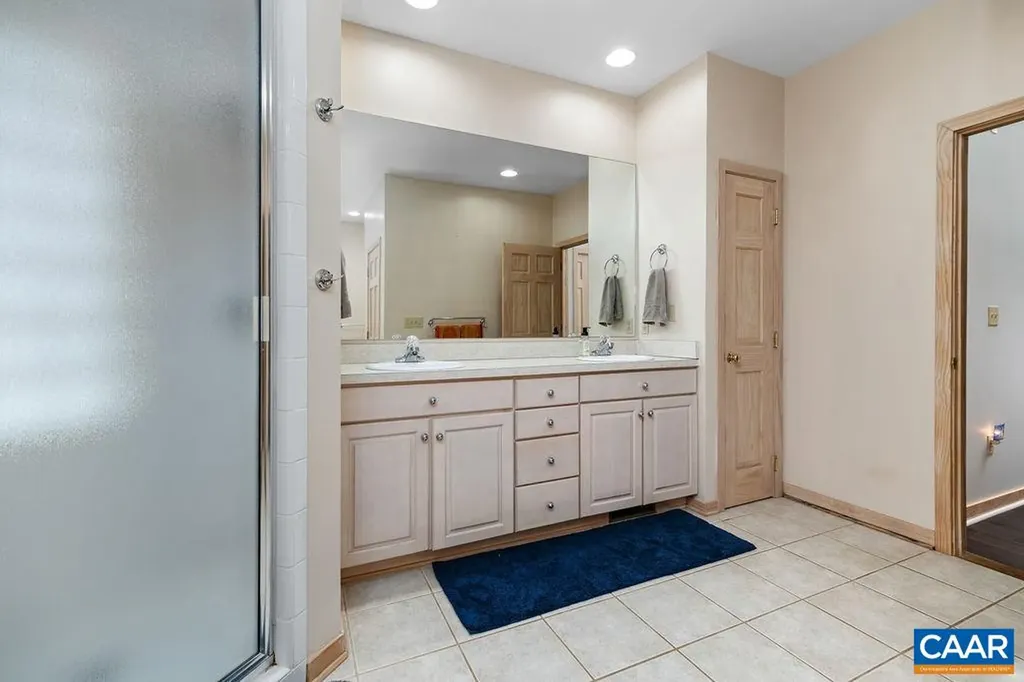 423 Foothills Drive Nellysford VA 22958