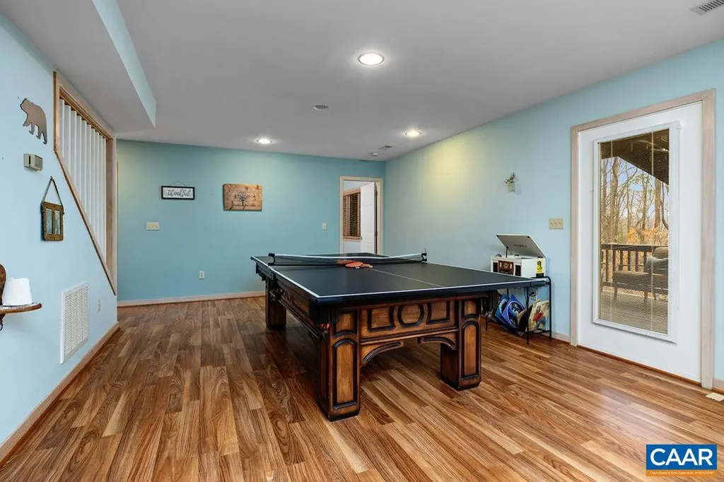 423 Foothills Drive Nellysford VA 22958