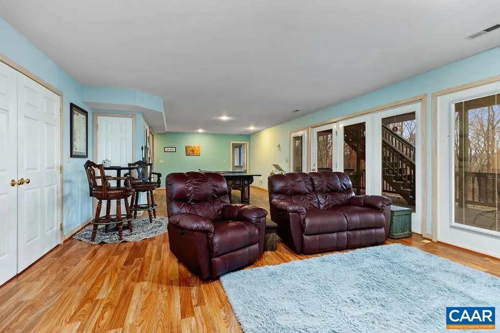 423 Foothills Drive Nellysford VA 22958