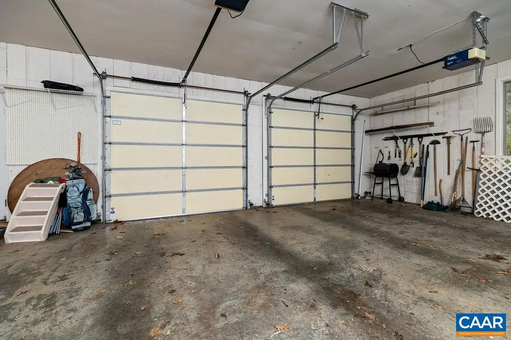 423 Foothills Drive Nellysford VA 22958