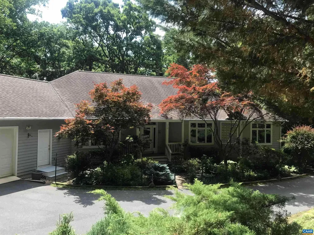 423 Foothills Drive Nellysford VA 22958