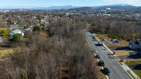 2122 Willow Hill Drive Harrisonburg VA 22801