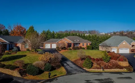3750 Davis Road Penn Laird VA 22846