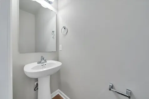 208 Wexford Street Staunton VA 24401