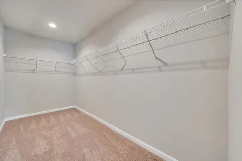 208 Wexford Street Staunton VA 24401