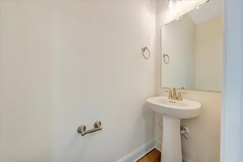 206 Wexford Street Staunton VA 24401