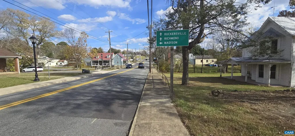 276 Main Street Stanardsville VA 22973