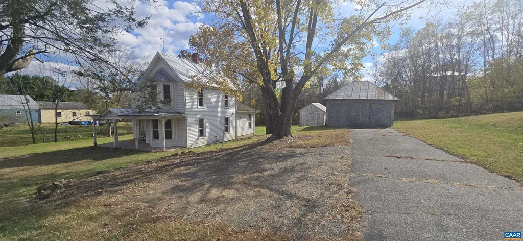 276 Main Street Stanardsville VA 22973